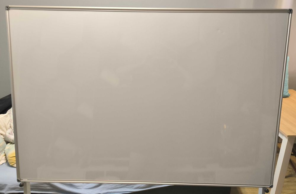 Tablica biała suchościeralna_magnetyczna na stelażu 150x100