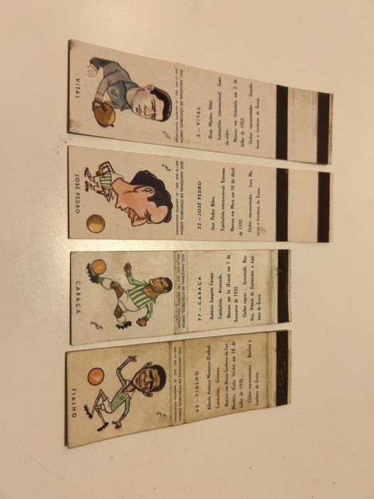 Lusitano de Évora 1961 cromos da bola caricaturas