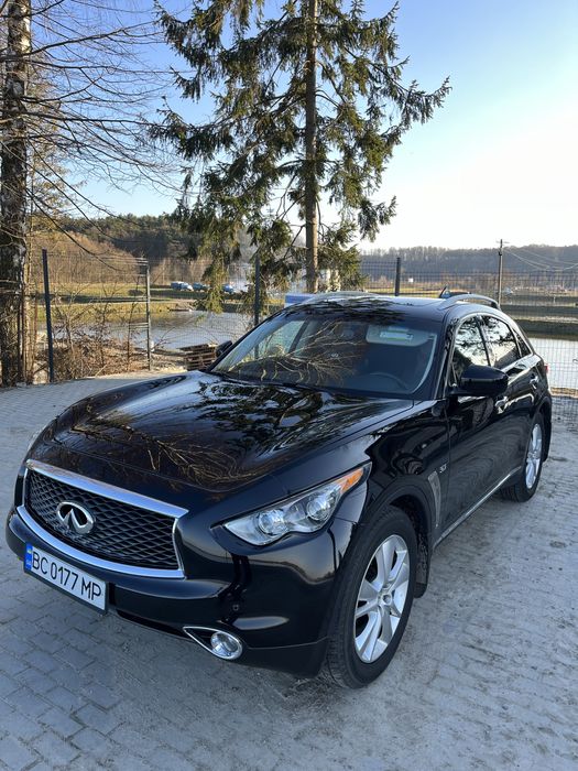 Продам Infiniti QX70