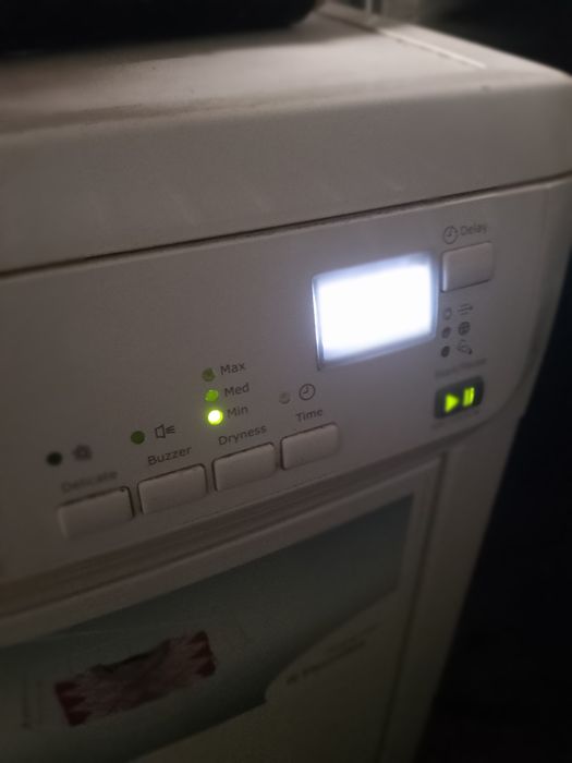 Suszarka Elektrolux EDC 77570 W niesprawna