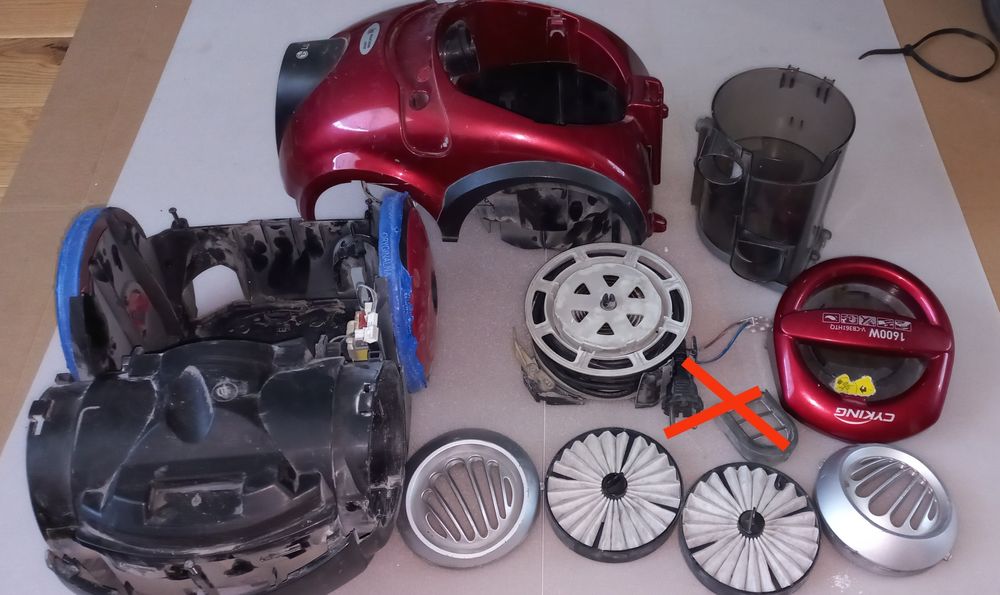 Odkurzacz LG V-CB361VHTQ działa na części Toruń Ciechocinek