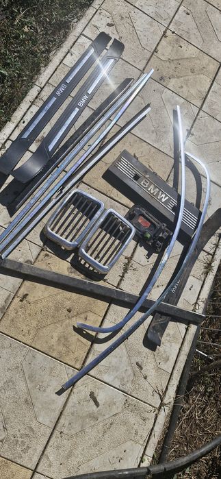 Решётка, молдинг бмв е30 е28