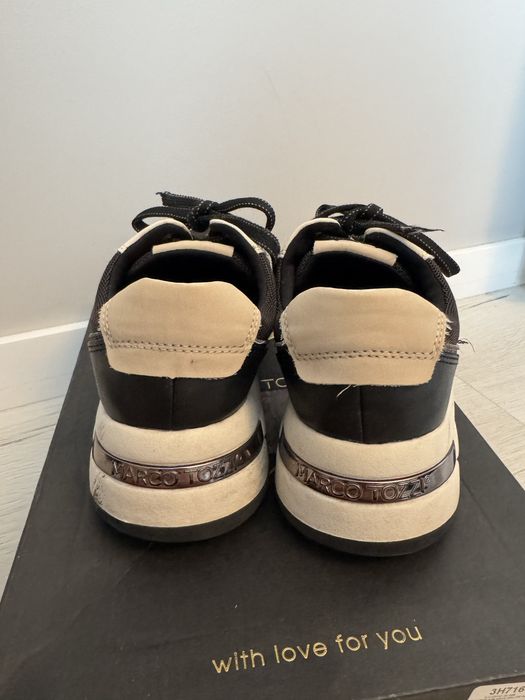 Кросівки Marco Tozzi 37р