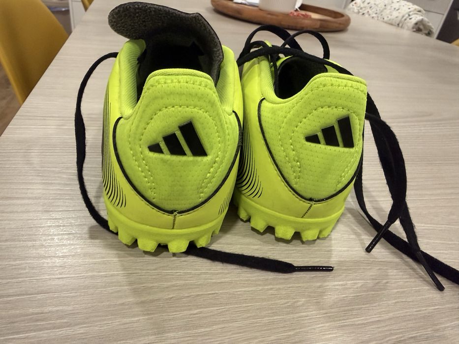 Chuteira Adidas Originais