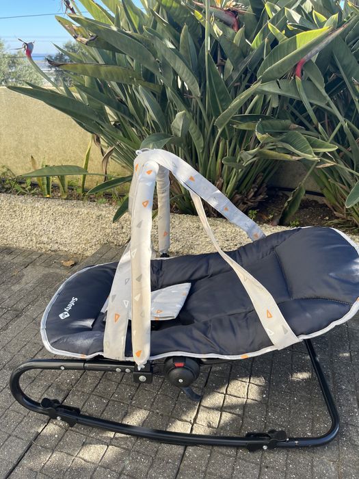 Cama alcofa de bebé/Assento de baloiço