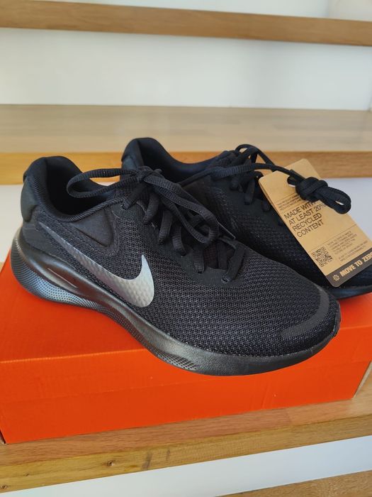 Czarne buty sportowe do biegania tenisa joga 38.5 nowe Nike revoluti