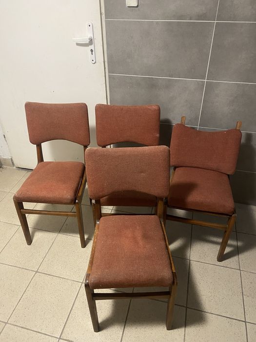 Krzesla PRL, hałas, motylek