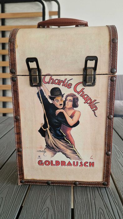 Caixa GoldRausch, Charlie Chaplin vintage