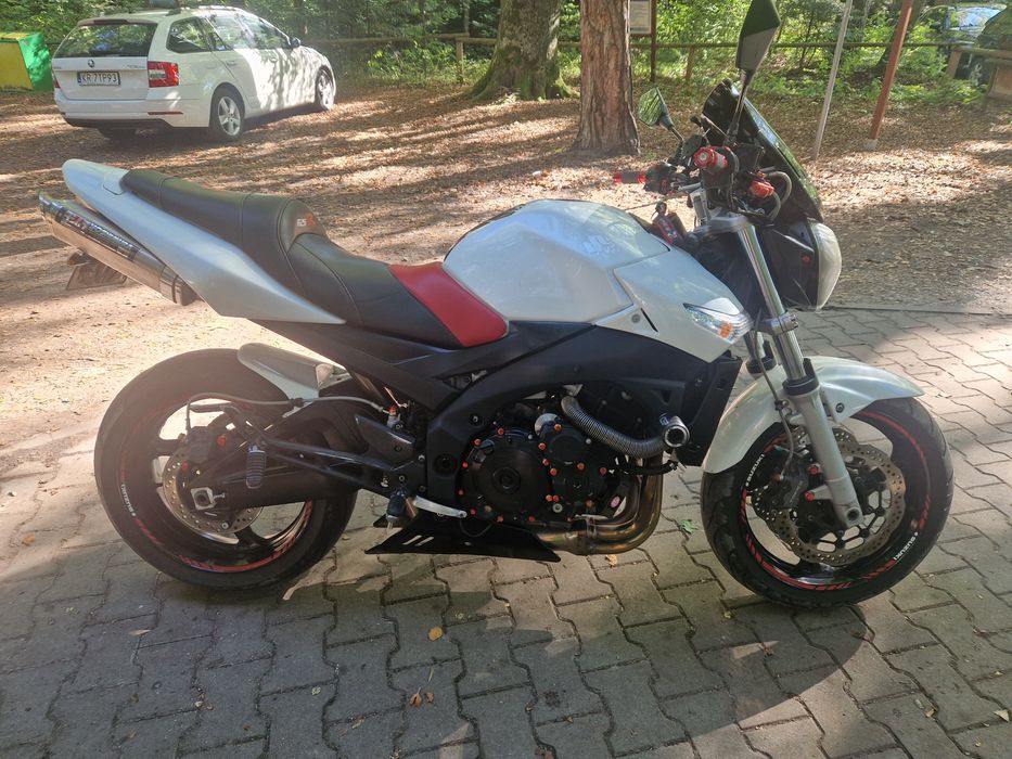 Suzuki gsr 600 A2