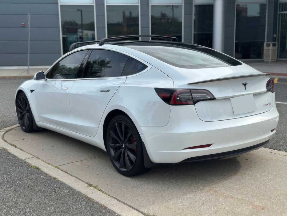 Tesla Model 3 Performance      2020