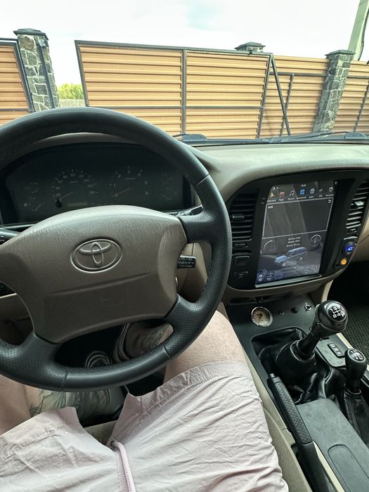 Toyota Land Cruiser 100  МЕХАНІКА 4.2 Дизель