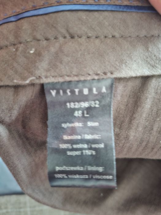 Garnitur Vistula Slim w krateczkę