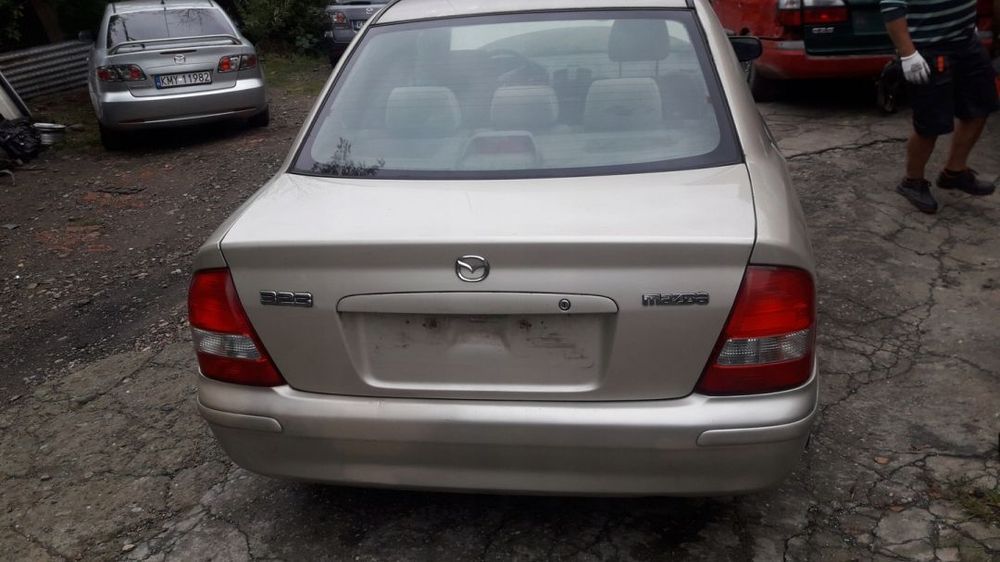 mazda 323 323f bj 98-03 lusterko prawe elektryczne