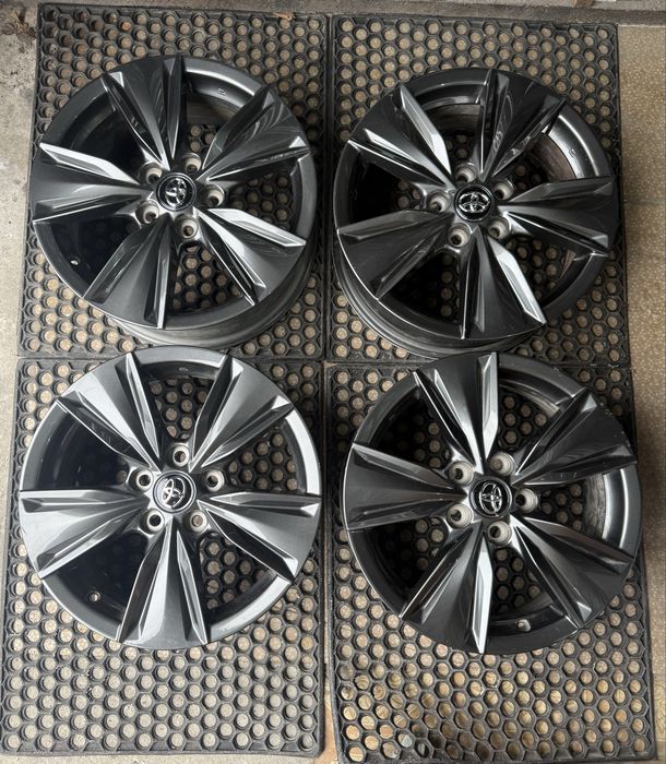 Ном 170 99 диски  оригінал Toyota camry 70 rav4 avalon Lexus is es gs 5 114,3 r17