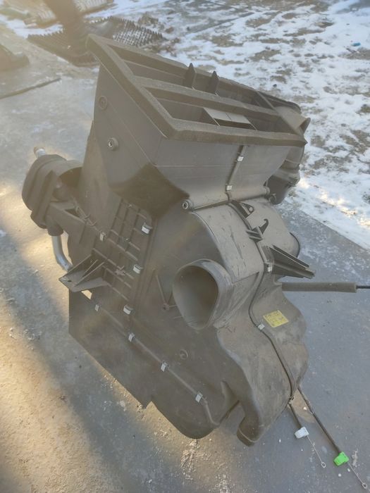 Продам корпус печки Opel Astra G