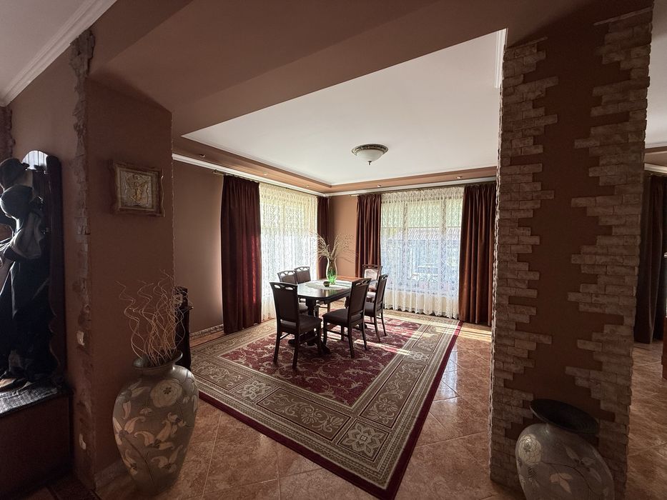 Продаж будинку з краєвидом. с.Оноківці