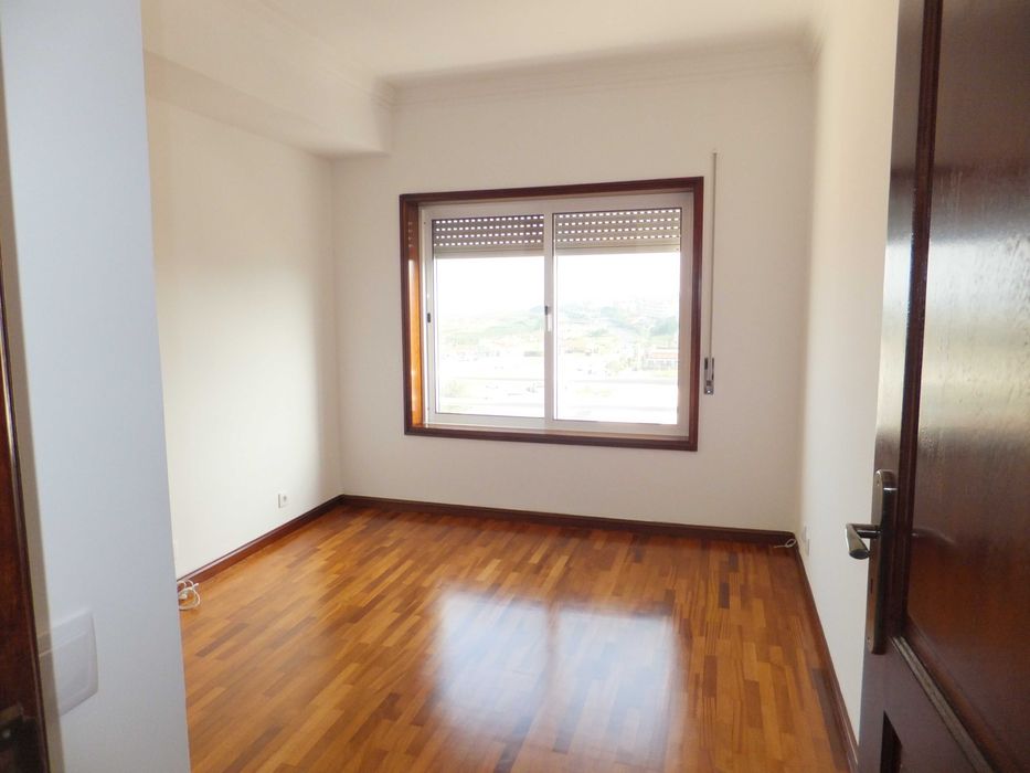 Arrendamento de apartamento t3 em Espinho