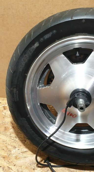 Колесо передние Suzuki Burgman 400