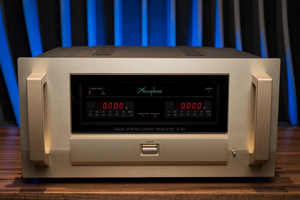 Accuphase A-65 stereofoniczna końcówka mocy w klasie A wzmacniacz