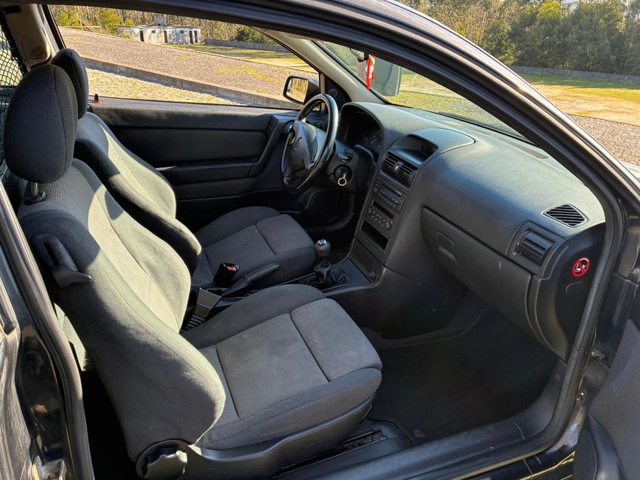 Opel Astra 2.0 Dti