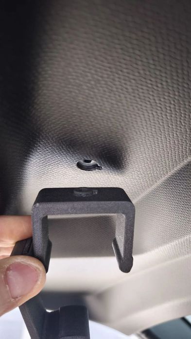 Par fixadores triangulo Bmw i3 NOVO