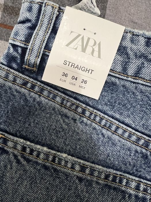 Джинси фірми Zara