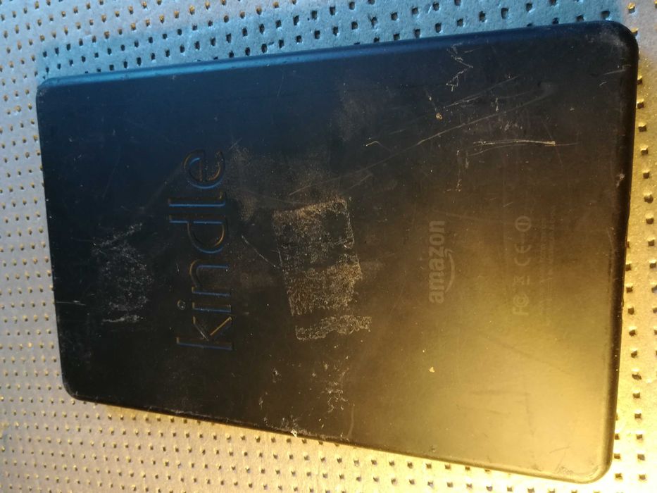 Планшет Kindle Amazon D01400 Не працює. ціна як за акумулятор