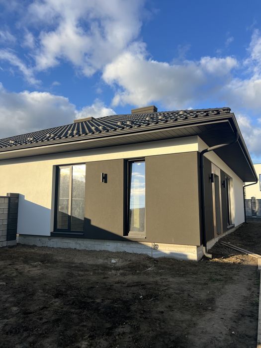 Продаж котеджу в р-ні Щасливого!