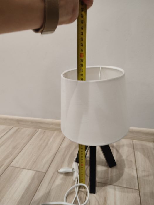 Lampki nocne do sypialni lub salonu