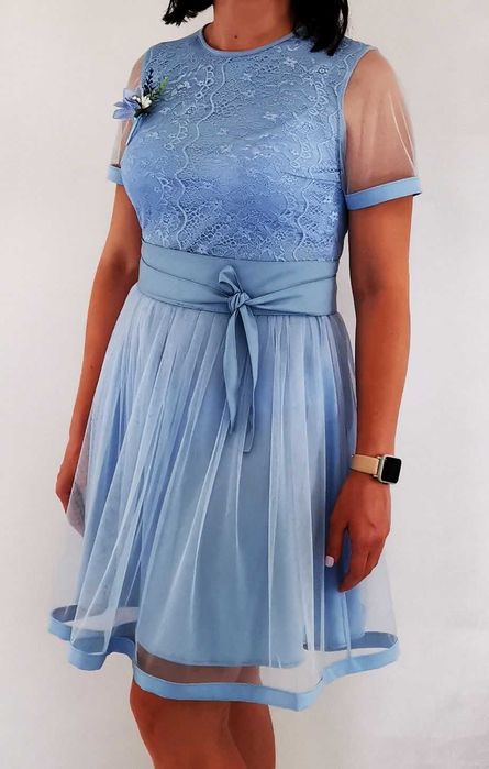 Нарядне плаття сукня