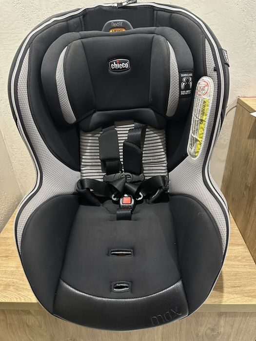 Chicco NextFit Zip Max Air
