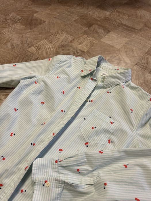 Сорочка з вишнями в смужку Gap 36р