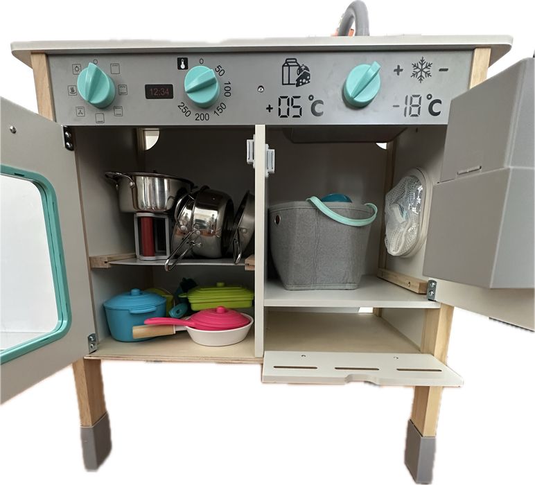 Cozinha multifuncoes em madeira com acessorios