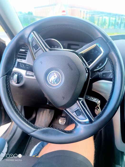 Skoda yeti diesel napęd 4*4
