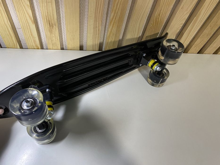 дитячий скейт із ручкою