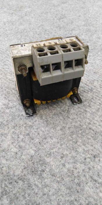 Transformador monofásico  110/24V   15VA