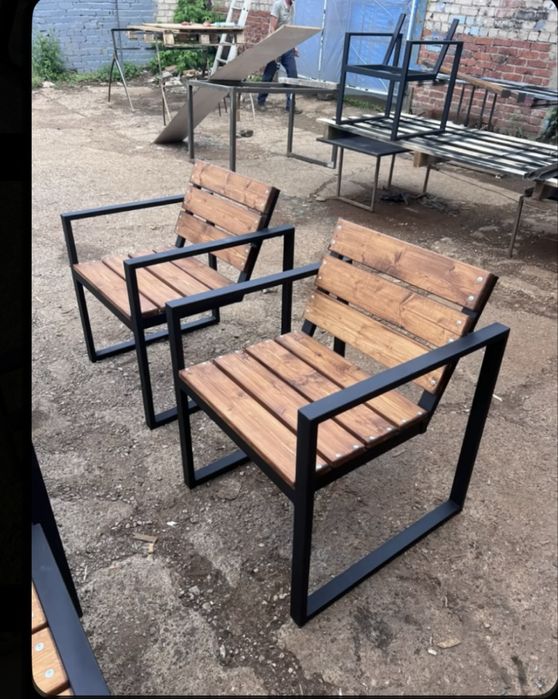 Nogi do ławek lub krzeseł