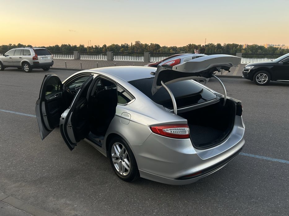 Ford Fusion 2016