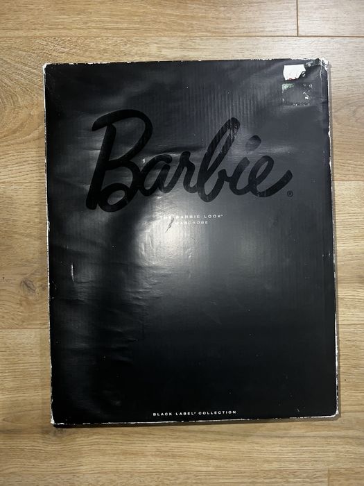 Barbie Look шафа Wardrobe Mattel 2012