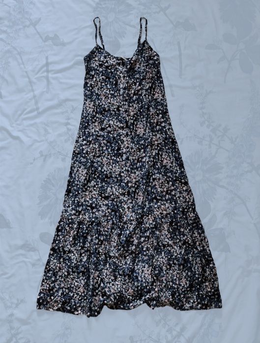 Літня сукня у квітковий принт міді максі плаття сарафан у квіти colins