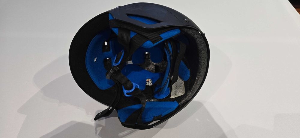 Kask narciarski marki WED’ZE z Decathlon
