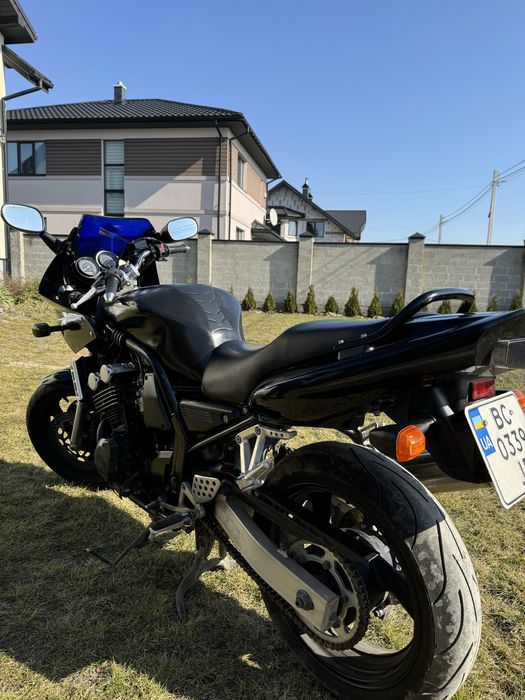 Yamaha FZS 600 Fazer