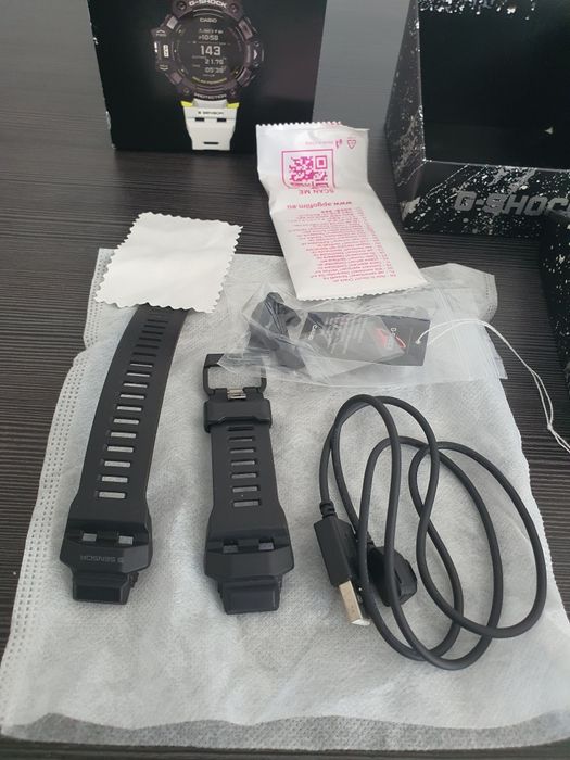 Pasek ładowarka pudełko szkiełko Casio g-shock GBD-H1000-1A7ER czarny