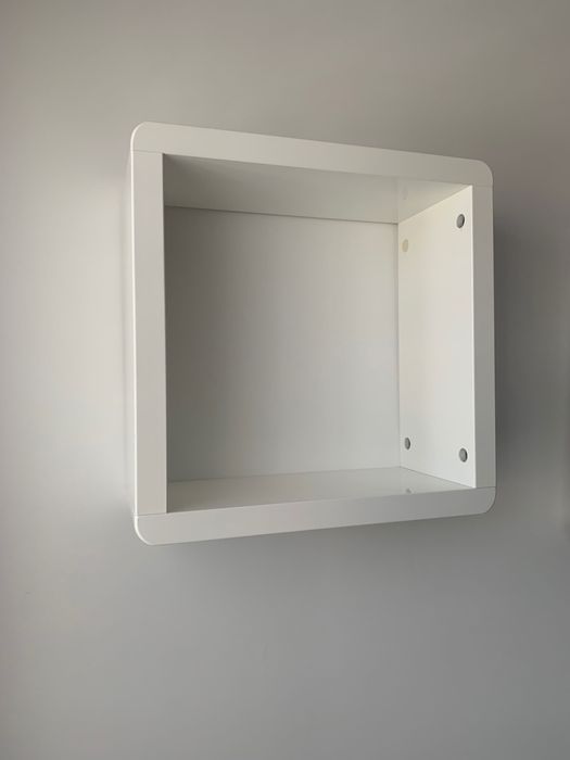 Secretária e módulos