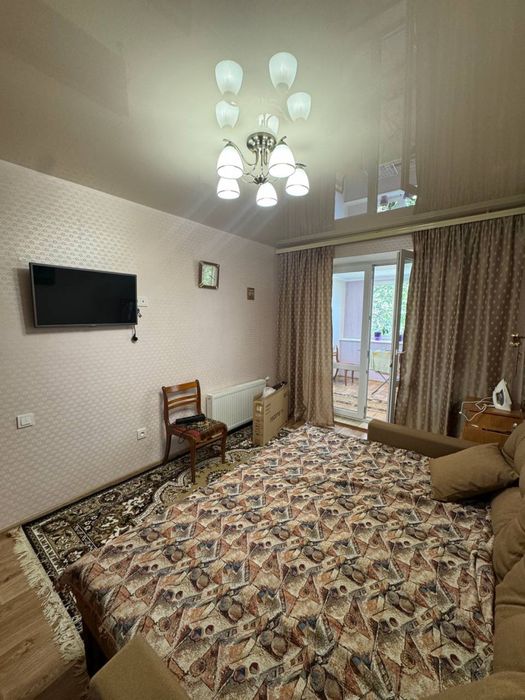 Сдам двухкомнатную квартиру с АГВ на Клушина, 3 этаж!!!