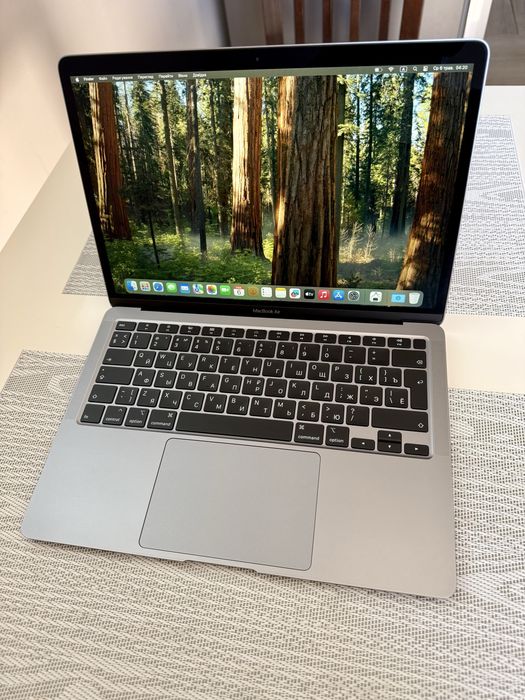 MacBook Air 2020 8 256GB Стан Ідеал