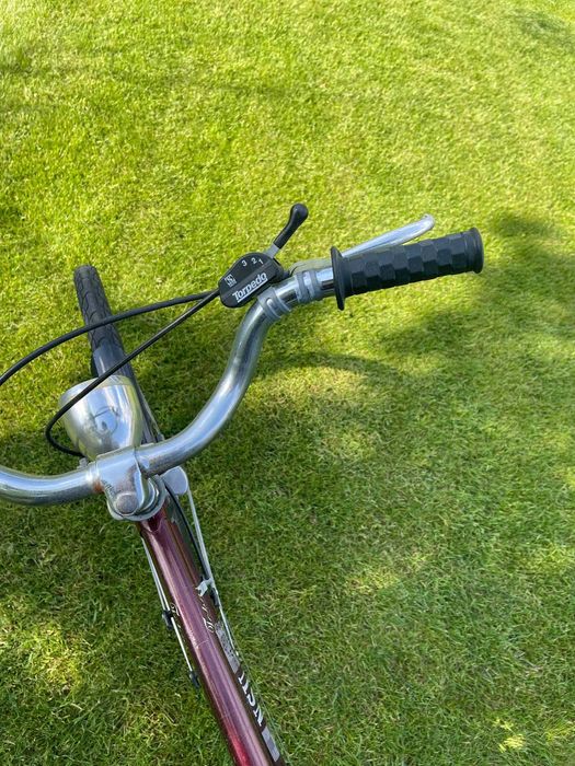 Rower Miejski NSU kola 28 kolor bordowy.