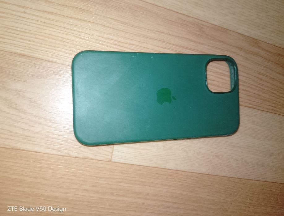 Продам чехлы для iPhone
