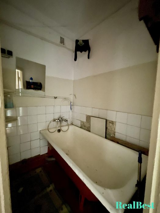 Продаж / Квартира / Заводська, Оженін