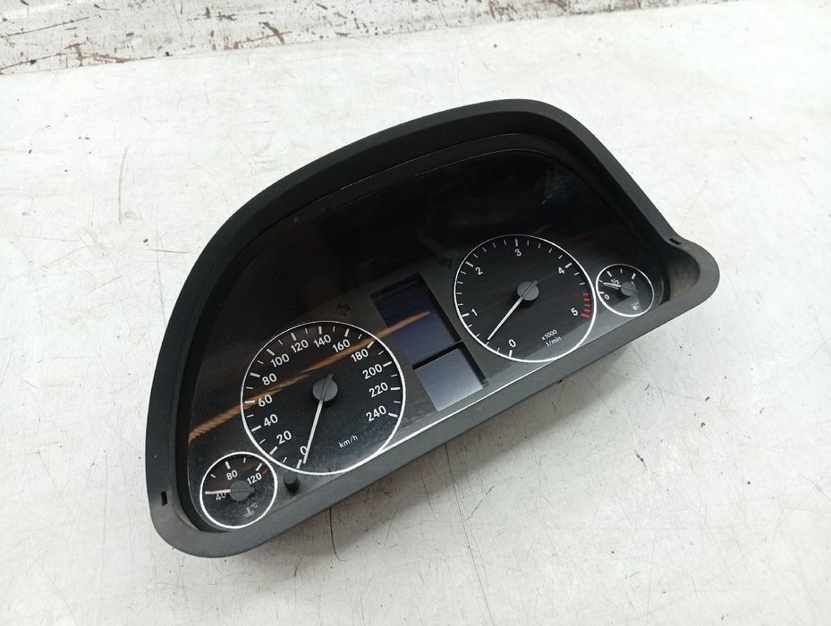 Quadrante - mercedes-benz a-class (w169) | 04 - 12